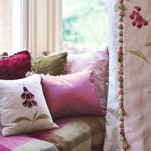 Olive, Rusty Rose, Pale Rose, Jute Tassels
