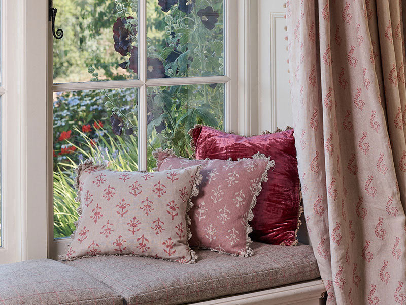 Pink: a pigment of the imagination…