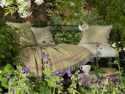 Colour of the Month: Summer Green