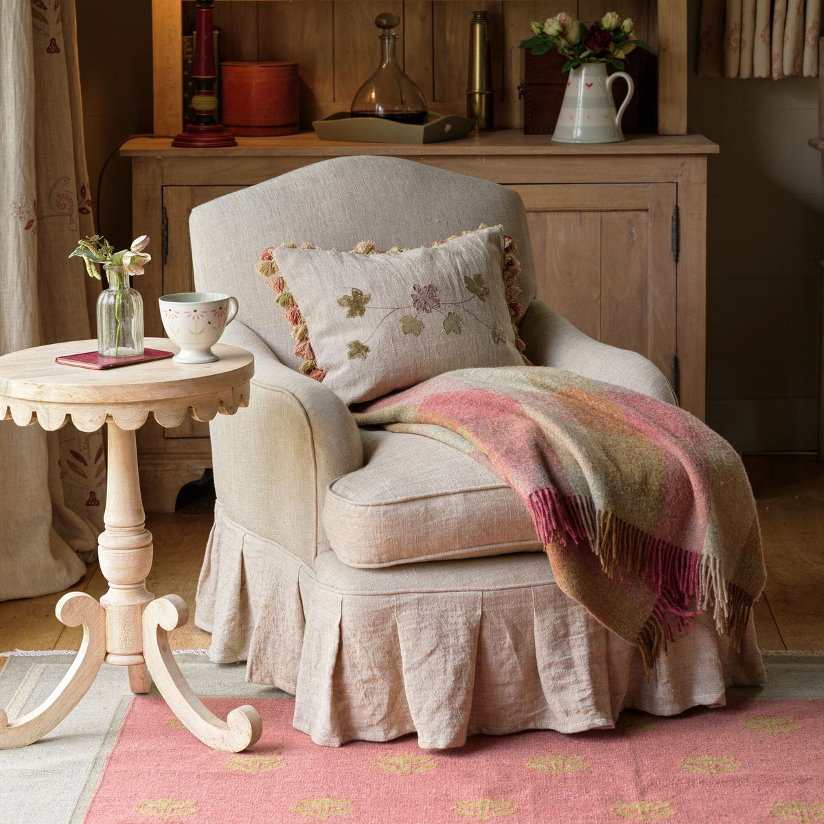 Armchairs, Sofas & Barstools