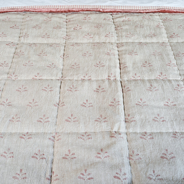 Red Leaf Rustic Linen Quilt - King Size