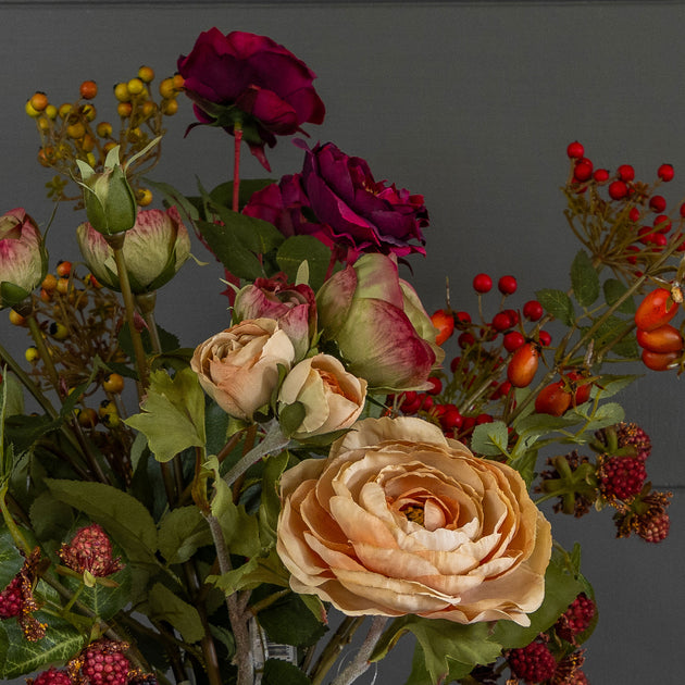 Autumn Bunch of Berries & Roses FB17