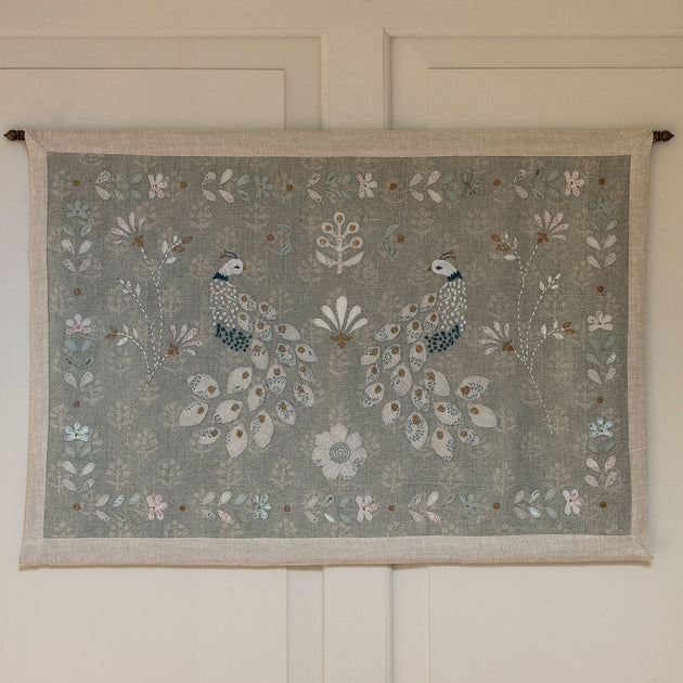 Wallhanging - Chinoiserie of Peacocks