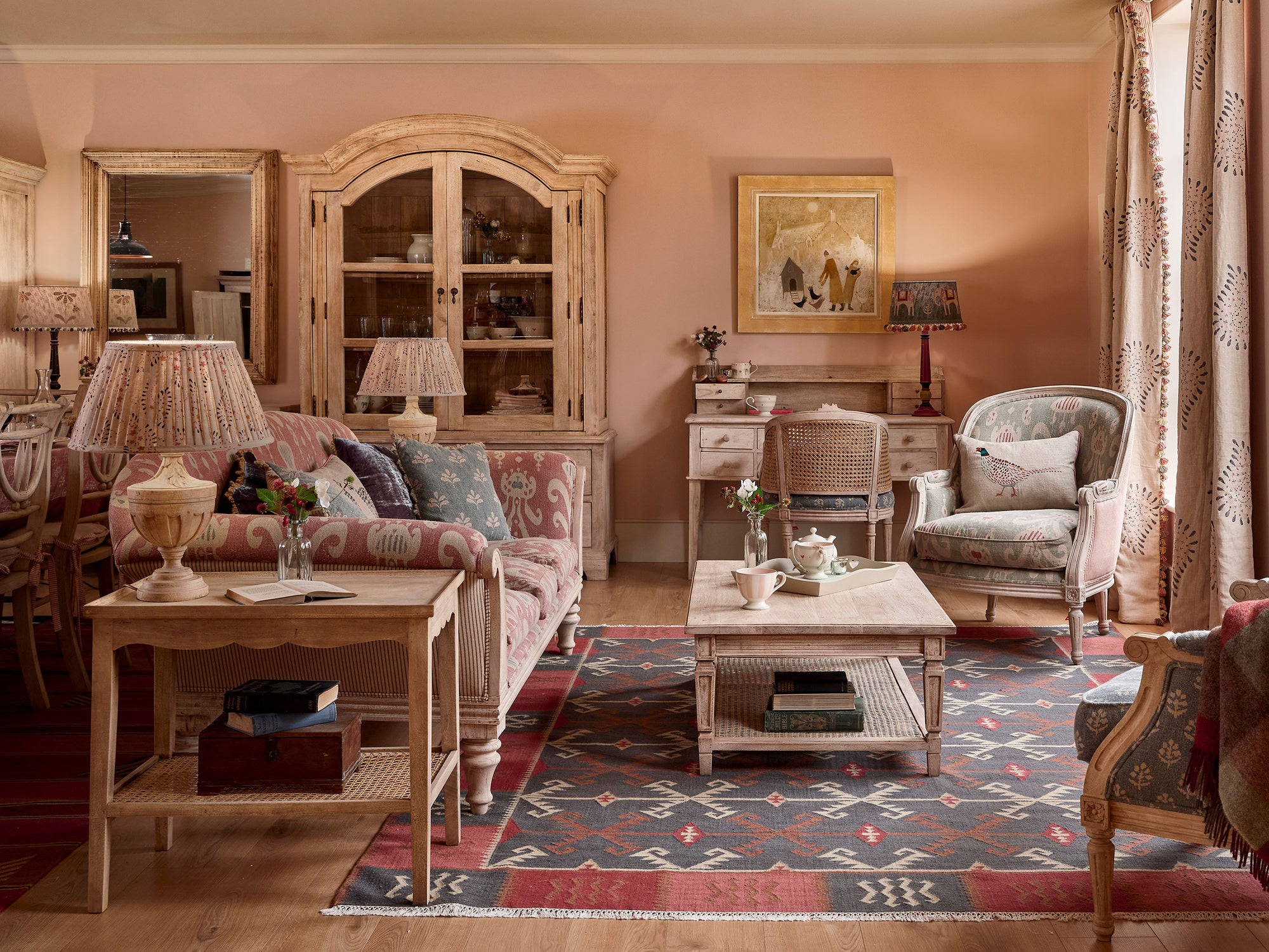 Armchairs, Sofas & Barstools