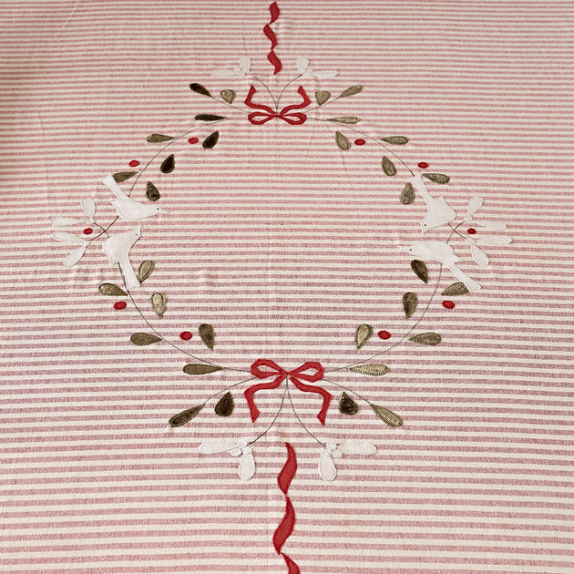 Red Stripe Ribbon & Mistletoe Tablecloth - Large