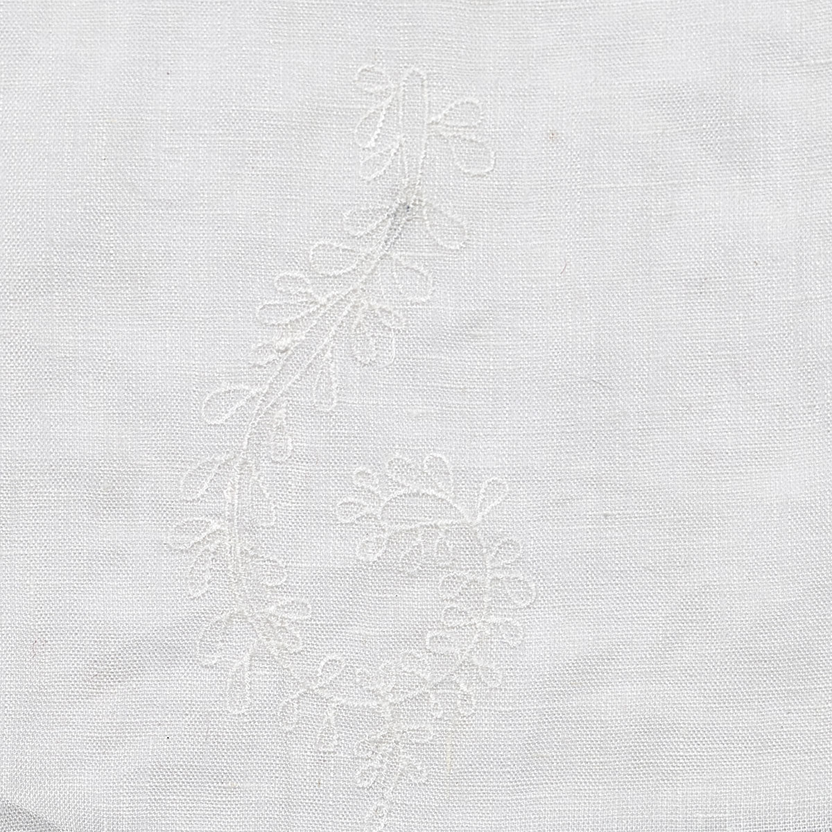 White Large Shalini Shadow Embroidered Linen Voile – 423