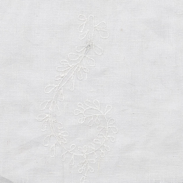 White Large Shalini Shadow Embroidered Linen Voile – 423