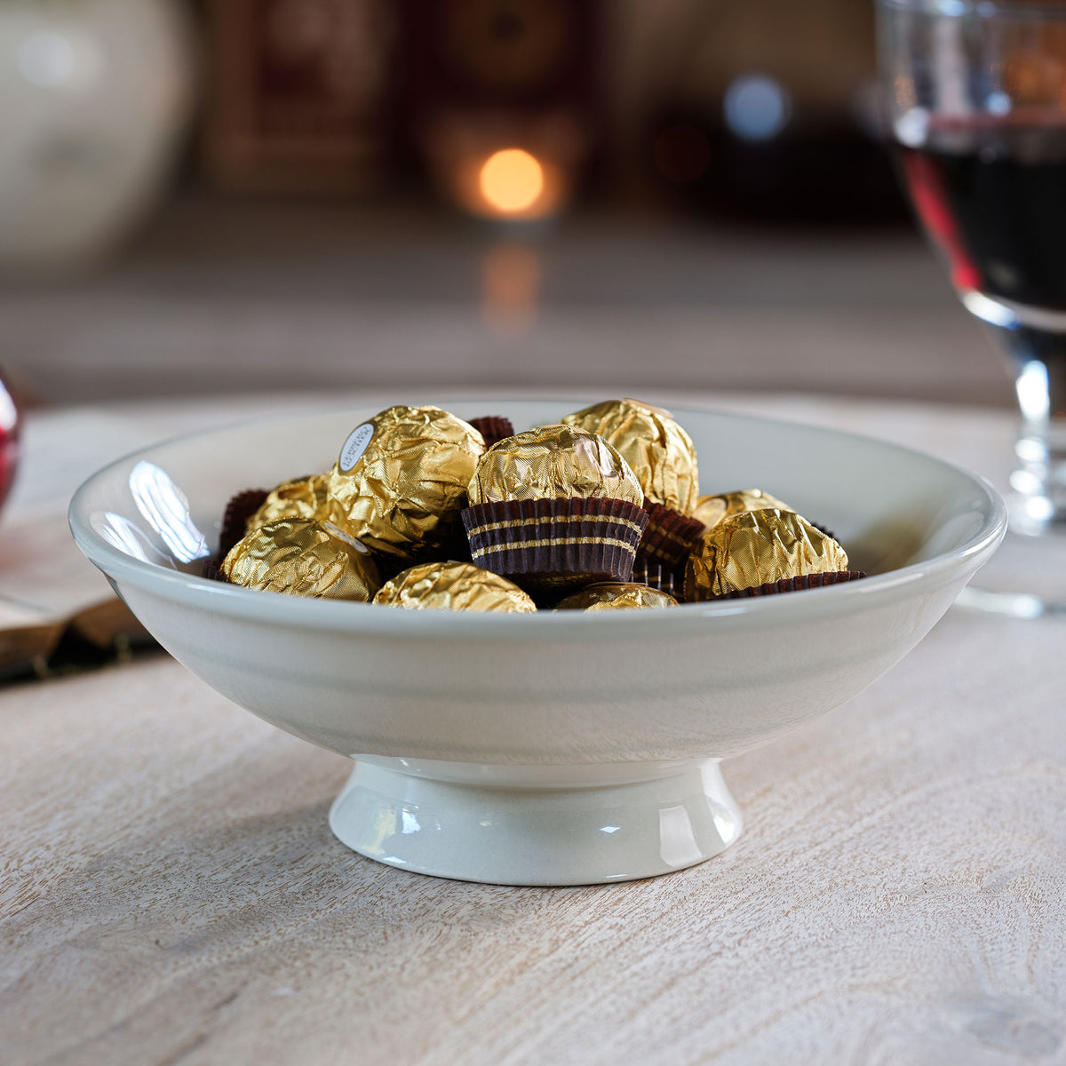 Christmas Sitting Hares Shallow Bowl