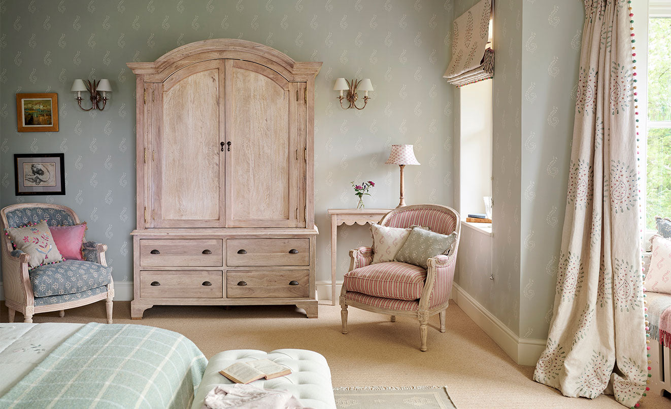 Dressers & Armoires