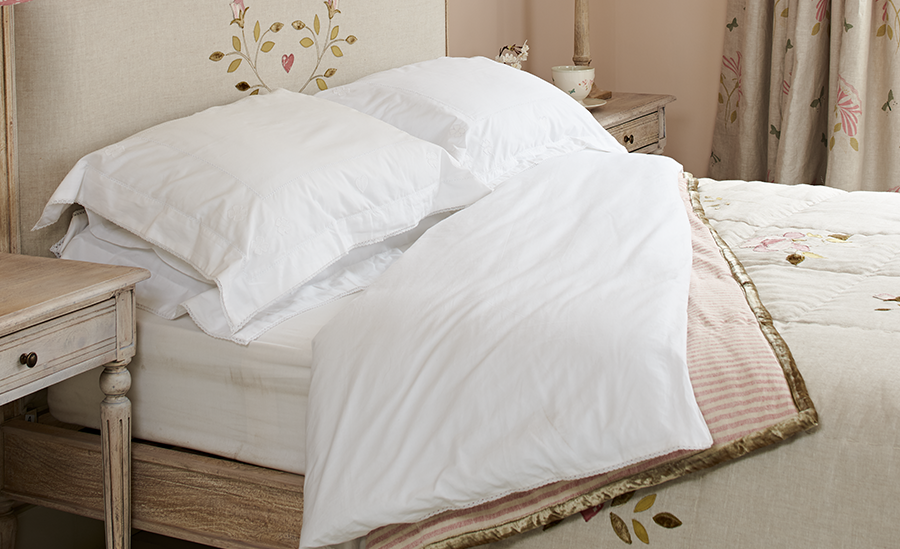White Bed Linen