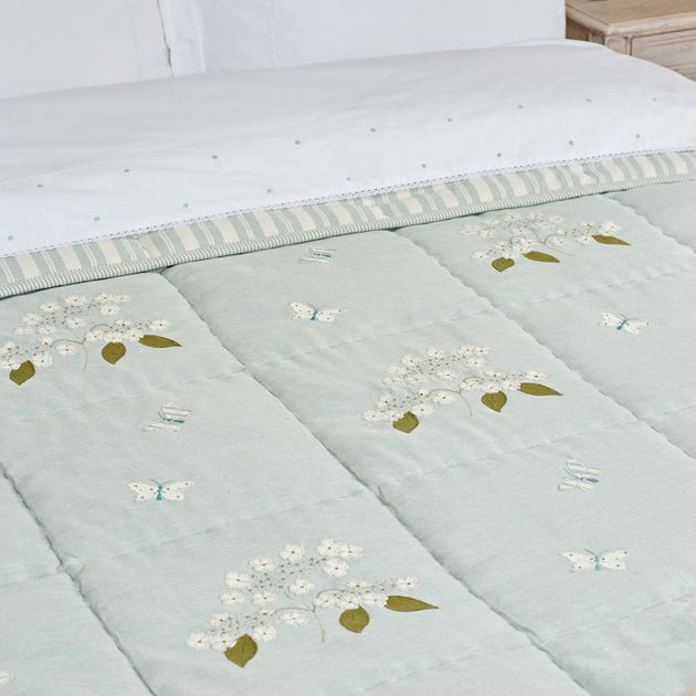 Duck Egg Hydrangea Cotton Quilt - Single