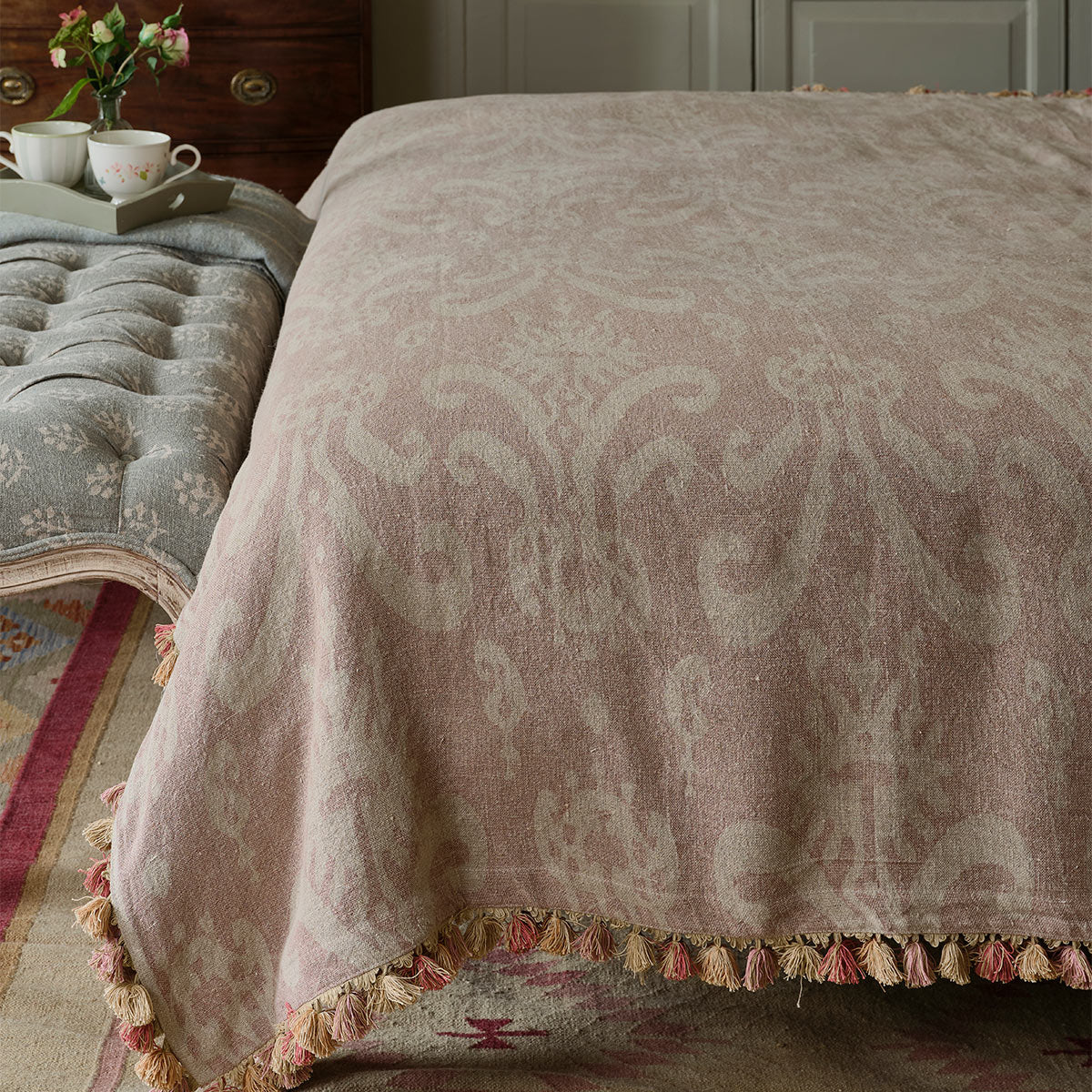 Dusky Pink Natasha Rustic Linen Throw with Tassels