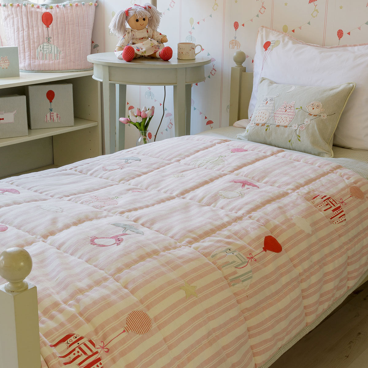 Pink Stripe Floating Cotton Quilt