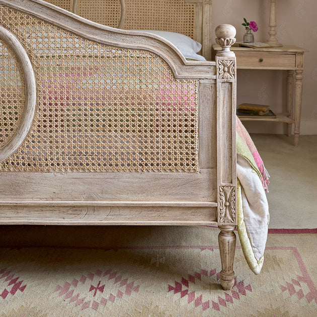 Caned Gustavian Full Bed