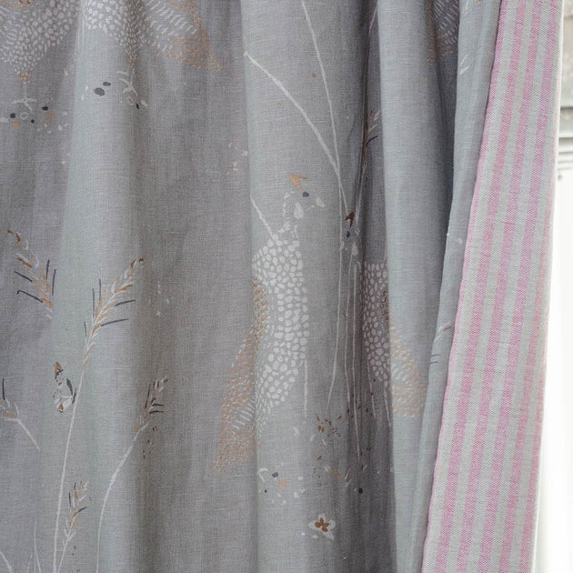 Hand-printed Reverse Guinea Fowl Linen – 320 Roll End