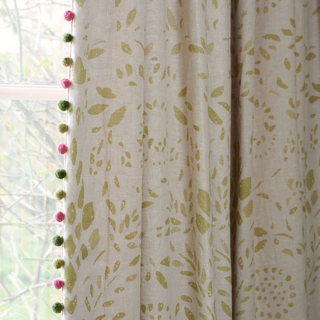 Single Curtain in Summer Green Maja Linen 160cm (W) x 222cm (L)