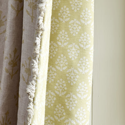 Summer Green Sprig Cotton – 381 - Roll End 1.7m