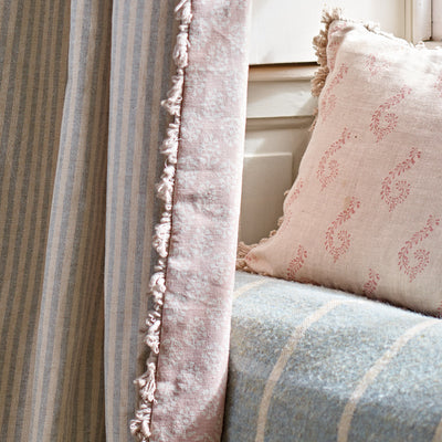 Dusky Pink Sprig Cotton – 384 Roll End 1.9m