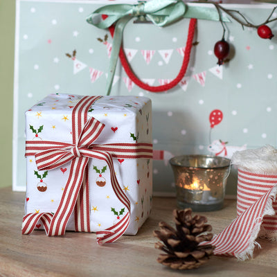 Pudding &amp; Holly Tissue Paper (3 sheets)