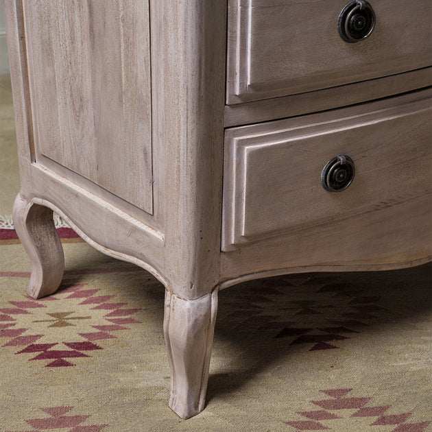 Bow Front Chest of Drawers