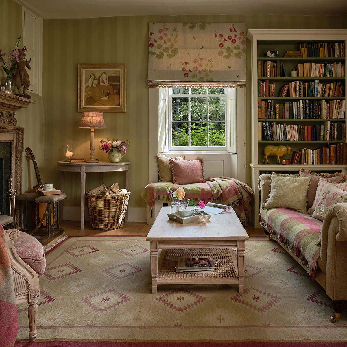 Olive Rose Shimla - Hand-woven Wool Kilim
