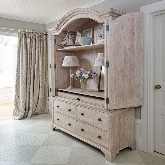 Gustavian Armoire