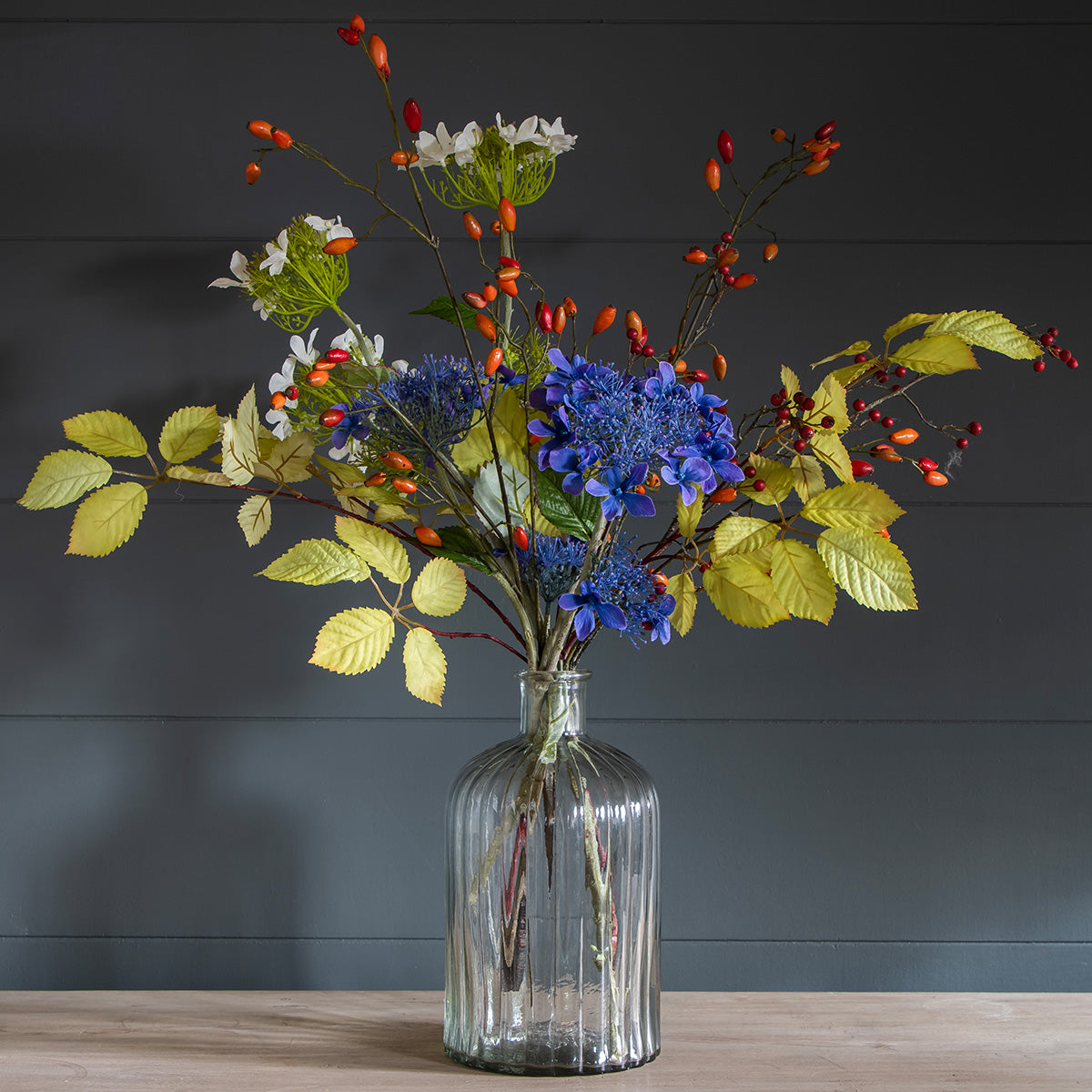 Lacecap Hydrangea Bunch with Leaves &amp; Berries FB14