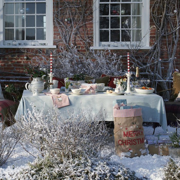 Duck Egg Robin & Rosehip Christmas Tablecloth – Medium