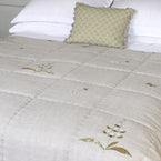 Foxglove Rustic Linen Quilt - Super King