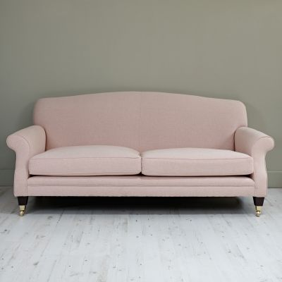 Ex-Display Classic Sofa – Pale Rose